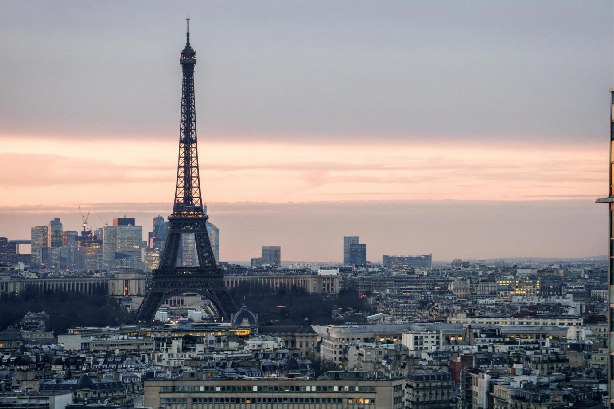Paris Luxury Apartment 75M2 With Eiffel Tower View, 1 Min Metro, Parking Exteriér fotografie